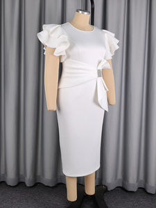 ADR060203 Abito <span class=keywords><strong>da</strong></span> <span class=keywords><strong>sposa</strong></span> <span class=keywords><strong>bianco</strong></span> a <span class=keywords><strong>tubino</strong></span> con colletto a girocollo, maniche a volant e decorazioni con strass e fiocco - Product Image 5