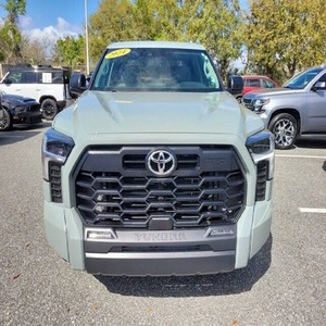 EXCELLENT ÉTAT 2024 To-yo-ta Tundra SR5 - Product Image 1