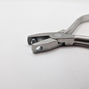 Lot de 5 pinces orthodontiques en acier inoxydable manuelles à alignement transparent Poinçon vertical horizontal Larme - Product Image 3