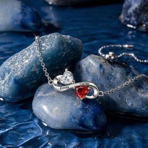 สร้อยข้อมือ Fine Charm รุ่น Jeulia สร้อยข้อมืออินฟินิตี้สลักชื่อตามสั่ง พร้อมหินประจำเดือนเกิดรูปหัวใจ 2 เม็ด - Product Image 4
