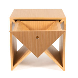 Table de chevet en bois croisé, design minimaliste et élégant, placage de chêne, table de chevet à un seul tiroir - Product Image 4