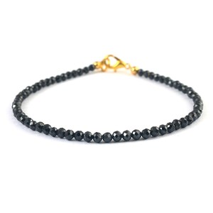 Bracelet de perles rondes à facettes en zircon noir fait à la main pour femmes prix de gros bijoux en pierres précieuses en perles de zircon cubique en vrac - Product Image 1