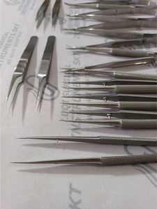 Ensemble d'instruments microchirurgicaux ultra-fins 14 pièces en acier inoxydable allemand, kit de microchirurgie avec boîte en acier inoxydable et tapis en silicone CE - Product Image 5