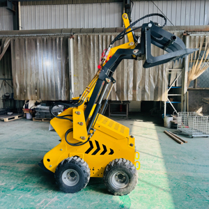 Spedizione gratuita Mini Skid Steer Loader secchio Trencher aratro rotante cina CE/EPA/EURO 5 cingoli trattore caricatore motore pompa