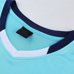 Logo personnalisé Ensemble d'uniformes de football à séchage rapide France Maillots de football Vêtements de sport Uniformes de football de haute qualité Vente en gros - Product Image 2