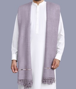 ผ้าคลุมไหล่แคชเมียร์ขนสัตว์ลายทางสไตล์ชาติพันธุ์สำหรับผู้ใหญ่ งานแฮนด์เมด อุ่นสบายสำหรับฤดูหนาว ราคาโรงงาน รับออกแบบโลโก้ตามสั่ง - Product Image 2