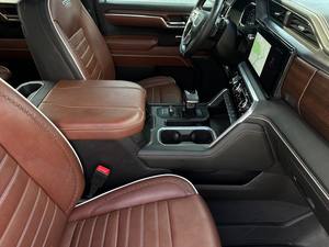 IMPRESIONANTE G-M-C Sierra 1500 Denali Ultimate 2023 con TRANSMISIÓN AUTOMÁTICA SUPER CRUISE de 8 CILINDROS - Product Image 2