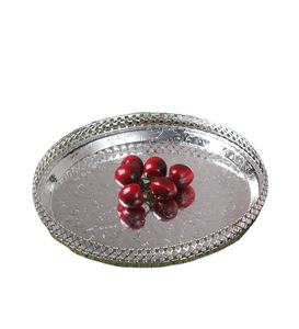 Plateau de service rond en aluminium avec revêtement argenté et finition polie brillante, fait main, en vente - Product Image 1