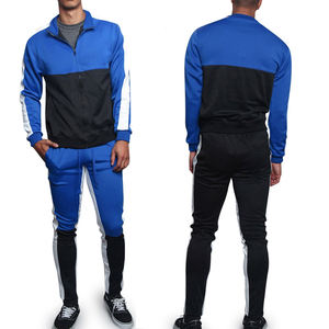 Vente en gros de survêtements de ville légers pour hommes, vêtements de jogging de qualité supérieure avec logo et design personnalisés - Product Image 6