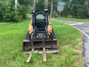 Cargadora Compacta de Orugas Case TR310 2018 - Elevación Radial de 74 HP con Alto Rendimiento de Tracción - Product Image 4