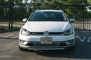 Volkswagen Golf Alltrack S USADO de 2019 - Product Image 1