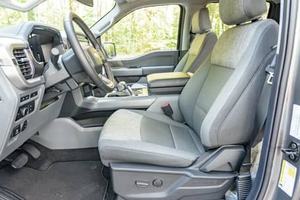 Porte-bagages de toit métallique automatique F-O-R-R-D F-1-5-0 L-I-G-H-T-I-N-G 2022 avec sièges en cuir, batterie au lithium, caractéristiques haut de gamme - Product Image 4