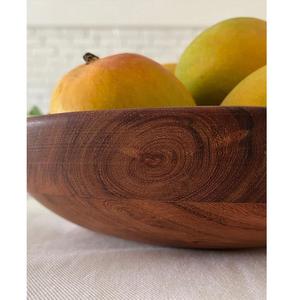 Cuenco de madera de diseño, bandeja de centro de mesa artística hecha a mano, acento de mesa elegante para el hogar, cocina o decoración para sala de estar - Product Image 6