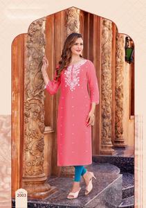 Kurtis prêts à porter pour femmes, en rayonne tissée avec broderie en fil de coton, style Inde et Pakistan, pour la vente en gros - Product Image 5
