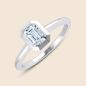 Bague en or massif 14 carats avec diamant de laboratoire taille émeraude de 0,3 carat, diamant flottant émeraude, pureté F-VS, cadeau romantique pour elle - Product Image 2