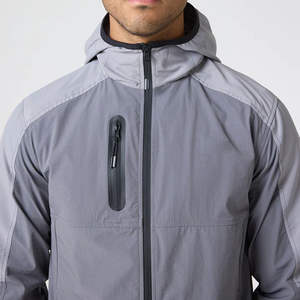 Venta al por mayor bajo Moq alta calidad hombres traje cortavientos vendedor superior peso ligero y cómodo conjunto de rompevientos para los hombres - Product Image 2