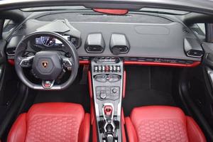 SUPER VENTAS 2017 Lamborghini Huracán LP 580-2 Spyder V10 Potencia, Tracción Trasera, Algunas Modificaciones - Product Image 3