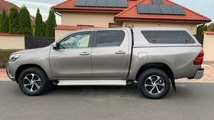 2018 pour Toyota Hilux Aspire modèle pour GCC essence/gaz AWD sièges en cuir R20 pneus ACC régulateur de vitesse lumière intérieur gauche utilisé - Product Image 2