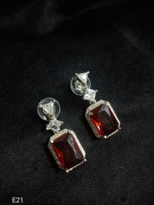 CONJUNTO DE PENDIENTES ESTILO CLÁSICO DE DIAMANTE AMERICANO PARA BODAS CONJUNTO DE PENDIENTES ESTILO CLÁSICO DE MODA PARA MUJER Y NIÑA - Product Image 3