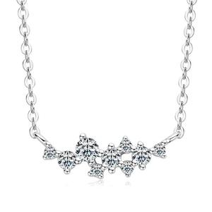 สร้อยคอเงินแท้ 925 ดีไซน์เรียบหรู ประดับจี้ทรงเหลี่ยมเจียระไนแบบ Claw Setting แรงบันดาลใจจากท้องฟ้า ประดับด้วยโมอิสซาไนต์ ดีไซน์ไม่ซ้ำใคร - Product Image 1