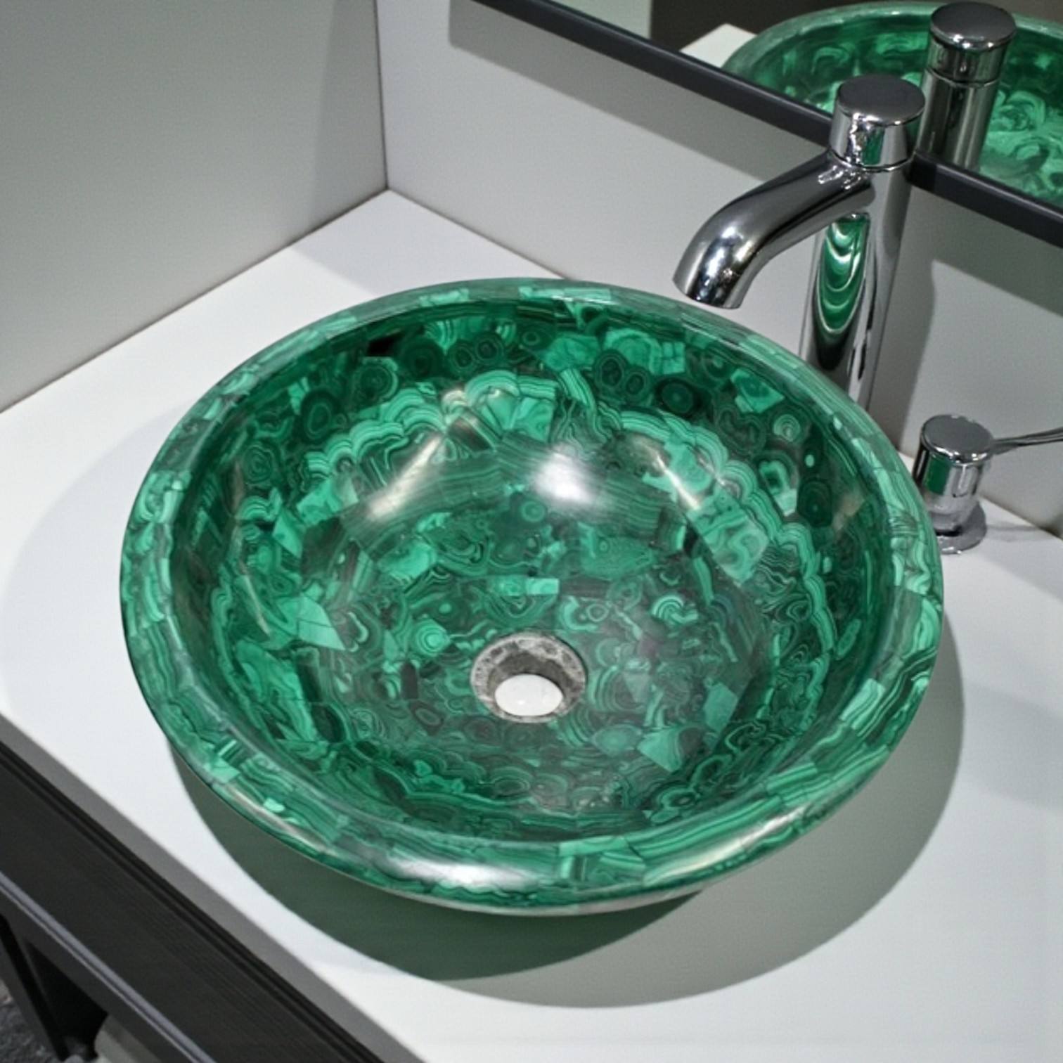 สีเขียว