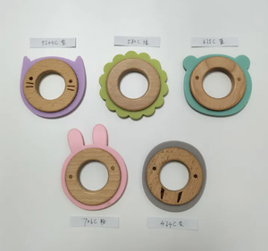 รูปปั้นอะนิเมะไม้สไตล์เวียดนามตัดด้วยเลเซอร์เป็นมิตรกับสิ่งแวดล้อมเหมาะสำหรับแฟนๆตกแต่งและขายปลีก - Product Image 1