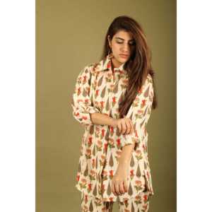 Conjunto de Dos Piezas de Mezclilla 100% Algodón con Estampado Floral Double Dandy, Talla XL, Pantalones Cómodos con Bolsillos, Top Corto para el Verano - Product Image 1