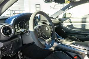 Promotion exceptionnelle 2024 Lexus RC F Track Edition, moteur V8, très bien équipé - Product Image 5