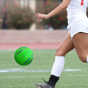 Balón de fútbol cosido a mano personalizado tamaño y peso oficial Balón de fútbol cosido a mano de calidad premium - Product Image 5