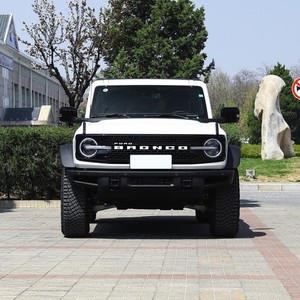 Ford Bronco 2025 de Cinco Plazas, 4x4, 2.3T, Edición Limitada Dune, Vehículo a Gasolina con Buen Precio - Product Image 1