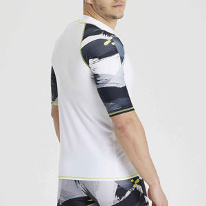 Rashguard MMA personnalisé, Rashguard de compression entièrement sublimé, Nouveauté 2024 - Product Image 3