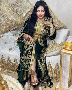 Vestido de noche con bordado de botella verde musulmán tradicional al por mayor hermoso vestido dorado informal hecho a mano para bodas - Product Image 3