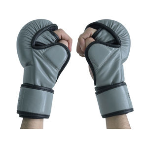 Guantes MMA personalizados 2025 Guantes de boxeo MMA de medio dedo con logotipo personalizado Hechos de cuero de alta calidad Blaze fight wear - Product Image 4