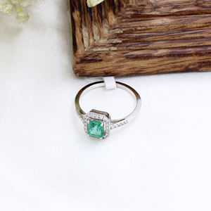 Nueva llegada 18K oro amarillo anillo curativo hecho a mano diseñador joyería de mujer diamante Esmeralda natural certificado IGI clásico mejor - Product Image 3