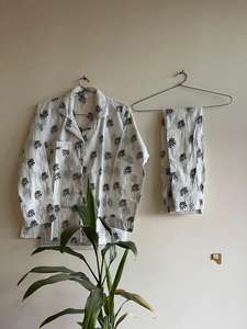 Femmes belle noir imprimé fleuri coton pyjama ensemble col en V nuit costume doux respirant vêtements de nuit confortable Sexy Style décontracté - Product Image 5