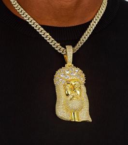 จี้พระเยซูแบบฮิปฮอปประดับเพชรโมอิสซาไนต์ VVS แท้ ได้รับการรับรองจาก GRA พร้อมชุบทองบนเงินแท้ 925 ดีไซน์หรูหรา ราคาประหยัด - Product Image 1
