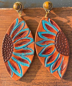 ต่างหูหนังแกะสลักมือสไตล์ตะวันตกสินค้ามาใหม่ต่างหูรูปหยดน้ำตาสุดน่ารักสำหรับผู้หญิงเครื่องประดับแฟชั่นหนัง - Product Image 6