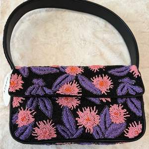 Sac brodé tendance avec ceinture assortie - Product Image 6