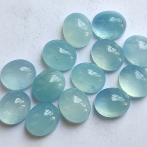 Haute qualité laiteux aigue-marine bleu naturel semi-précieux ovale coupe 6X8mm dos plat Cabochon fabrication de bijoux pierres en gros - Product Image 1