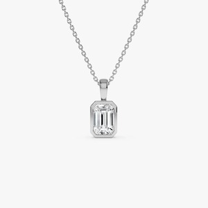 Colgante Clásico con Diamante Cultivado en Laboratorio, Corte Esmeralda, Engastado en Bisel Brillante, 1.00 Ct E-F VS, Oro de 14K, Joyería Fina para Uso Diario, Regalo - Product Image 3