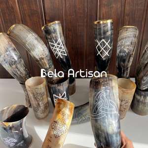 Tazas de Cuerno Estilo Vikingo Rústicas Hechas a Mano, Artesanías Naturales para Coleccionistas, Eventos, Grabado Personalizado, Artículos de Bebida Históricos al por Mayor - Product Image 3