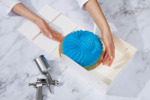 Caja de Papel Kraft al por Mayor para Alimentos con Ventana Transparente a Prueba de Fugas para Pasteles y Comida para Llevar, Exhibición con Logotipo Personalizado - Product Image 3