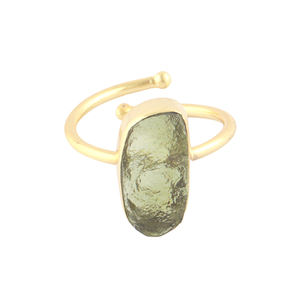 Nouvelle mode anneaux en pierre de Moldavite brute naturelle de haute qualité ravissant plaqué or fait à la main ouvert anneaux réglables cadeau pour elle - Product Image 3