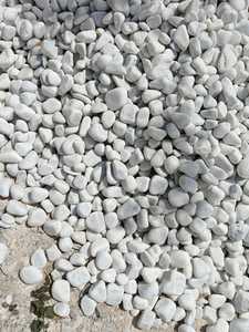 Alta demanda de guijarros de mármol de colores decorativos para el hogar piedra natural para decoración de jardín de exportador indio - Product Image 5