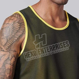 Vêtements de sport de haute qualité Conception réversible Vêtements de sport en polyester à séchage rapide Meilleurs maillots de basket-ball à blocage de couleur pour jeunes de grande taille - Product Image 6