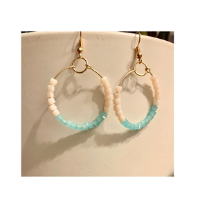 Bijoux Boucles d'oreilles pendantes en perles de résine Bijoux de mode de style fait à la main pour le printemps Produits de conception personnalisés - Product Image 6