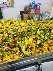 Tropical Mixed Dry Fruits and Vegetables Natural Snack OEM Frito Mix Fruit Chips - Product Image 6