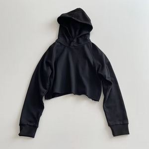 เสื้อครอปมีฮู้ดแบบสวมหัวสำหรับผู้หญิงเสื้อครอปปิดพื้นทำจากผ้าฝ้ายโลโก้ตามสั่ง - Product Image 1