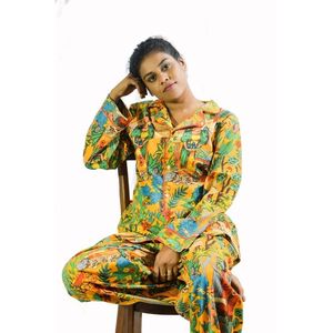 Ensemble de pyjama en coton imprimé floral rouge pour femmes, manches longues, boutons sur le devant, vêtements de nuit classiques, longueur complète, tissu tissé doux - Product Image 2