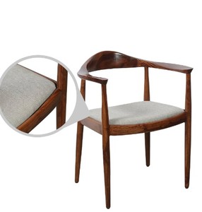 Chaise de salle à manger Wiolisa avec coussin, structure en bois d'acajou, design moderne - Flexible pour une utilisation en intérieur dans les salons - Product Image 6